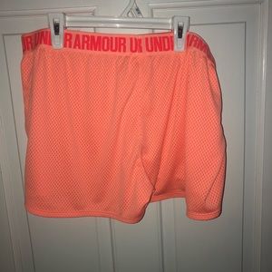 Womens XL under Armour Shorts